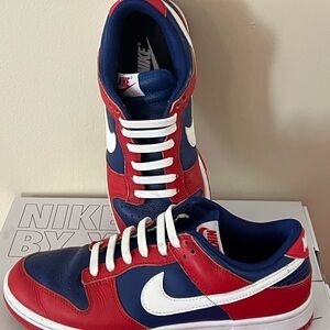 Custom Nike Dunks 
Size 8 W or 6 1/2 Youth 
38 Euro
In original box.